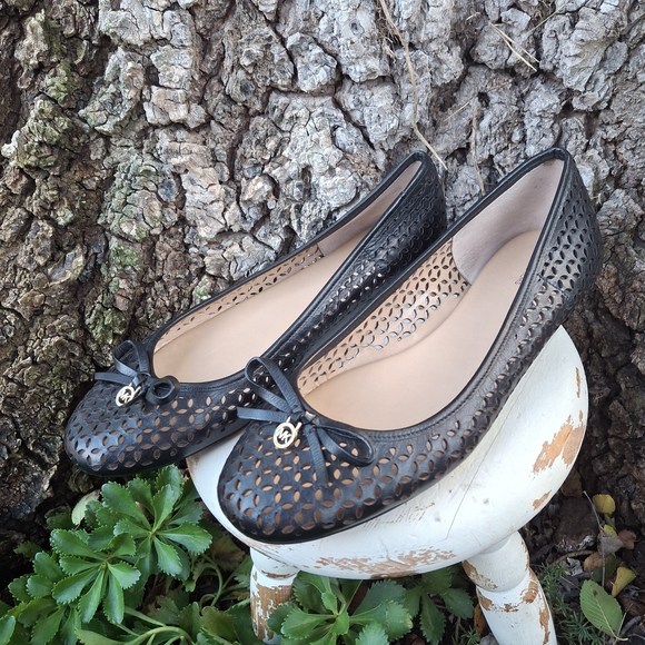Michael Kors Black Flats - Picture 3 of 9